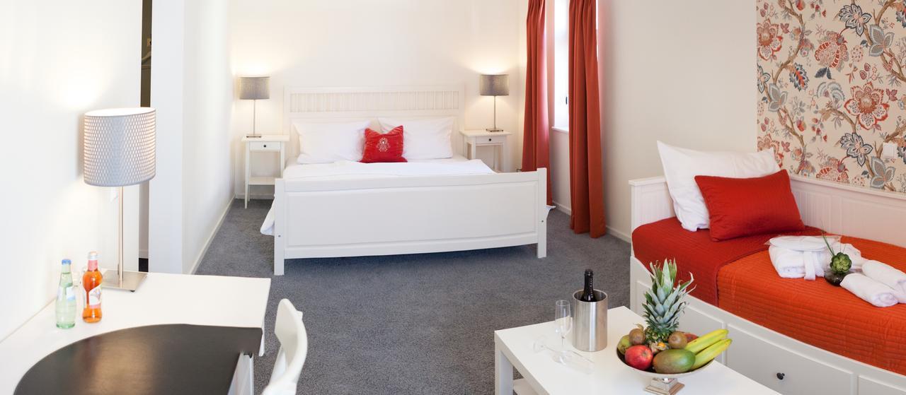 Hotel Am Markt Hungen Экстерьер фото